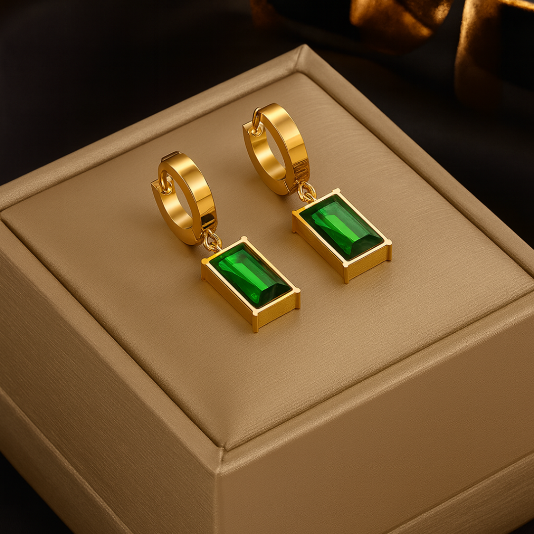 Smaragd lykkebringer øreringe med gratis halskæde | Begrænset tilbud