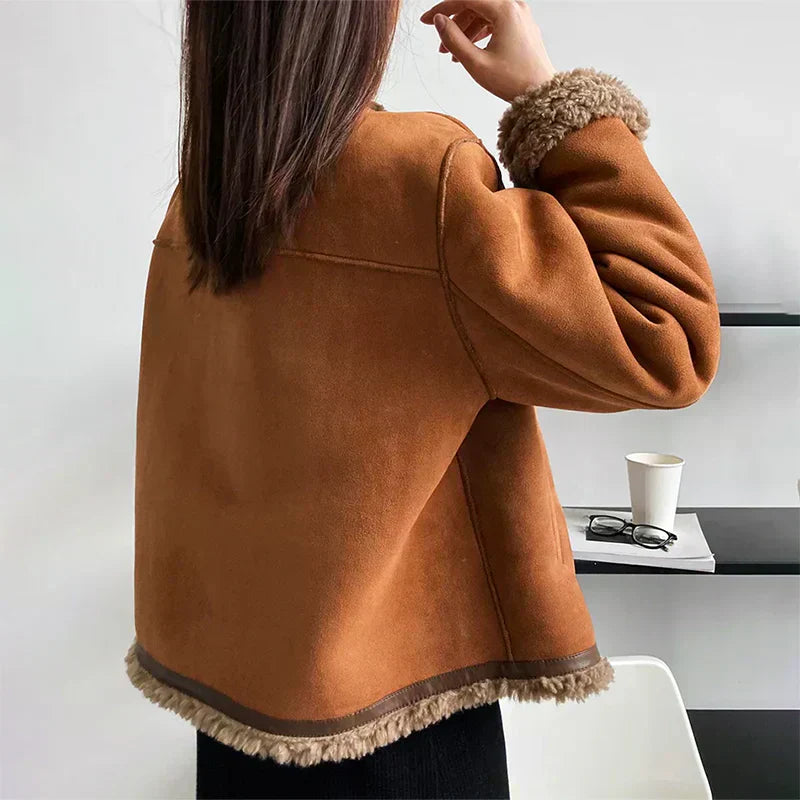 Milou™ | Stilfuld Jakke med Sherpa-for